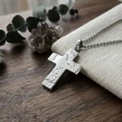 モルガンダラー 叩きペンダントトップ レザーコンビ ネックレス 銀貨