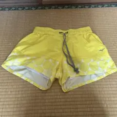 黄色円形模様ショーツ