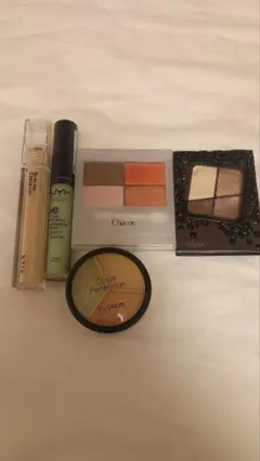 アイシャドウとコンシーラーセット