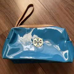 Tory Burch 青いポーチ