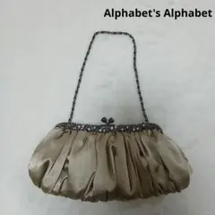 Alphabet'sAlphabet ベージュ サテン クラッチバッグ 2way