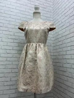 L05390）Alice+Olivia アリスオリビア　メタリック　ミニ　ドレスのサムネイル