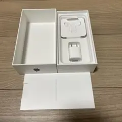 Apple iPhone 7 256GB ブラックの空箱と付属品