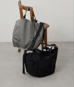 イアパピヨネ　トートバッグ　ブラック