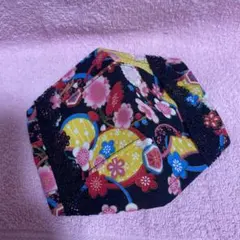ハンドメイド　マスクカバー　不織布マスクが見えるおしゃれカバー　和柄