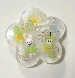 再販不可。ハート☆ぷっくりうさぎ☆レジンヘアゴムブローチ - メルカリ