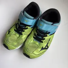 MIZUNO ジュニア スニーカー ライムグリーン×ブルー　21cmのサムネイル