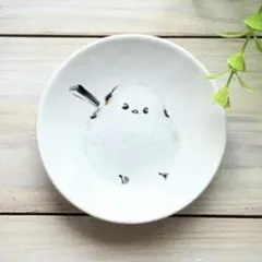 シマエナガの白い陶器皿　直径9cm SALE⭐︎800円→650円のサムネイル