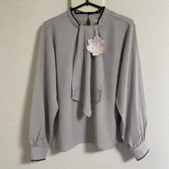 ボウタイブラウス グレージュ L