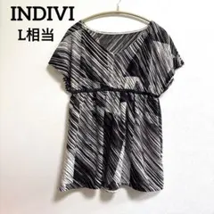 【美品】INDIVI インディヴィ チュニック ブラウス 幾何学 モノトーン40のサムネイル