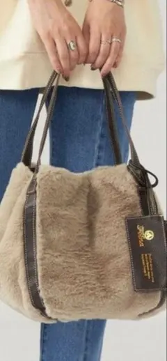 美品☆ships 2wayベージュ ファートートバッグ サイドポケット付き