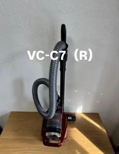 TOSHIBA(東芝) 掃除機 VC-C7-R - メルカリ