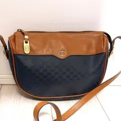 74ヴィンテージ GUCCI オールドグッチ GG柄 ショルダーバッグ ネイビー 