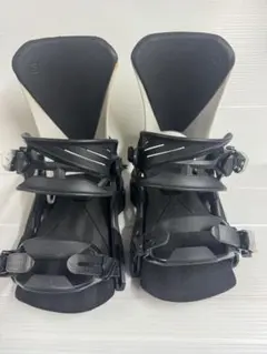 虎*ん様 SALOMON ディストリクト限定モデルスノーボード ビンディング　Mのサムネイル