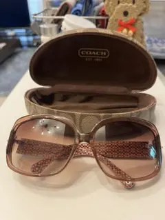 Item thumbnail for item 9952c3ee-5088-431e-baf7-1c18e65862c8