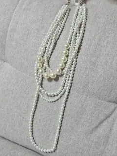 ホワイトパール多層ネックレス