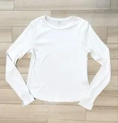 【美品】GU リブカットソー ホワイト M 袖スリット 春トップス