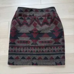 RETRO GIRL 総柄ジャガードスカート 秋冬 幾何学模様 ニット タイト