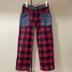 赤と黒のチェック カジュアルパンツ