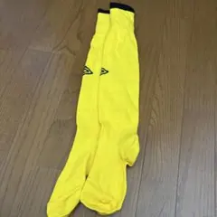 UMBRO サッカー ソックス イエロー週末値下げのサムネイル