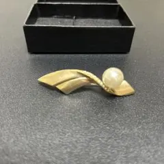 Item thumbnail for item 2413fab5-c765-4843-9ae0-d889a153751f