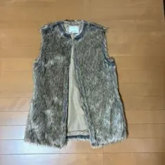 Bershka ファー ベスト ブラウン系