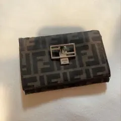 FENDI ズッカ柄 三つ折り財布のサムネイル