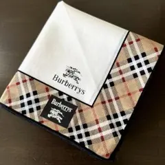 未使用品　BURBERRY　バーバリー　 ハンカチ 　ホワイト　大判　シール付き