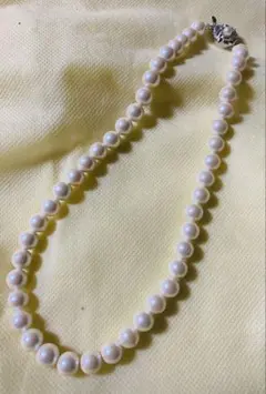 ホワイトパールネックレス