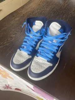 ナイキ エアジョーダン1 レトロ ハイOG オブシディアン/ユニバーシティブルー