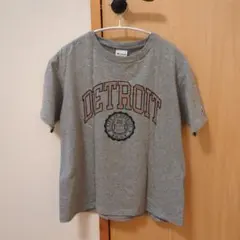 値下げしました！Champion ロゴTシャツ グレー 半袖