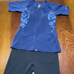 新品　ナイキ NIKE フィットネス水着 セパレート フルジップ半袖ネイビーのサムネイル