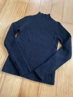 ユニクロ　黒いリブ編み長袖セーター Mサイズ