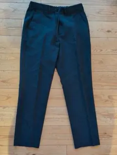 GU Mサイズ　ブラック スラックス