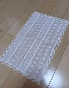 ホワイトレースカーテン 約70cm x 100cm