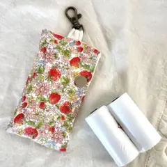 いちご柄　ゴミ袋ケース　携帯ゴミ袋ホルダー　ハンドメイド　プレゼント　ギフト