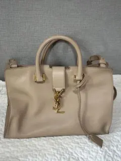 【美品】Yves Saint Laurent ✴︎レザー ハンドバッグ✴︎ベージュ 2026年最新】Yves Saint Laurent カラー：ベージュ系 レディース