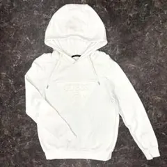 guess ゲス　ロゴパーカー　エンボス　白パーカー　フードパーカー　M