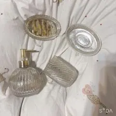 洗面所用品 4点セット ソープディッシュ　ガラスソープディスペンサーのサムネイル