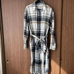 ユニクロ　シャツワンピース