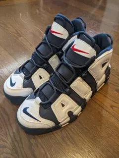 ⭐️美品レア、モアアップテンポ　海外限定　メタリックシルバー　24cm 国内 5/1 発売予定】ナイキ エア モア アップテンポ “ホワイト