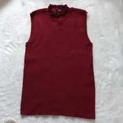 お値下げ中 未使用INGNI リブニットノースリーブ ボルドーカラー