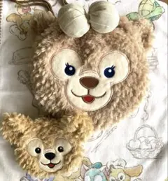 ダッフィー　シェリーメイ　　クマさん　もふもふクマポーチのサムネイル