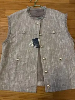 グレー系 ベスト　ジレ