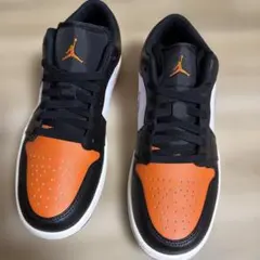 NIKE AIR JORDAN 1 LOW オレンジ ブラックのサムネイル