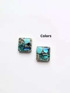 A⑫ハンドメイドピアスイヤリング　レジン　ブルー系　シルバー　スクエア