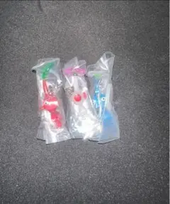 ピクミンめじるしアクセサリー 白ピクミン・青ピクミン・赤ピクミン 3点セット