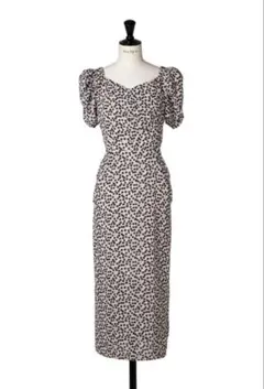 2026年最新】herlipto ワンピース チェリーの人気アイテム - メルカリ