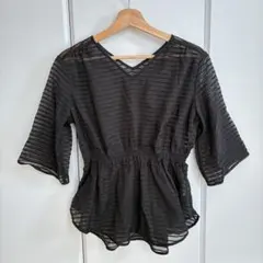 【AZUL BY MOUSSY】ペプラムブラウス　黒　S レディース　ボーダー