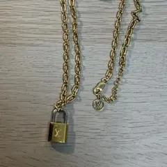 ルイヴィトン　ロックミーパトロックネックレス　Ｍ62858のサムネイル